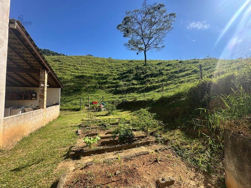 Fazenda de 64Ha. A venda na divisa de chácara e Juiz de Fora, acessível pela BR 267 , com apenas 3,5km estrada terra, por 2.190.000,00.: 6ª foto da galeria de imagens do imóvel