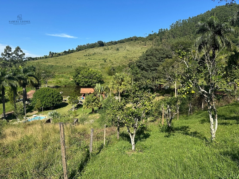Fazenda de 64Ha. A venda na divisa de chácara e Juiz de Fora, acessível pela BR 267 , com apenas 3,5km estrada terra, por 2.190.000,00.: 2ª foto da galeria de imagens do imóvel