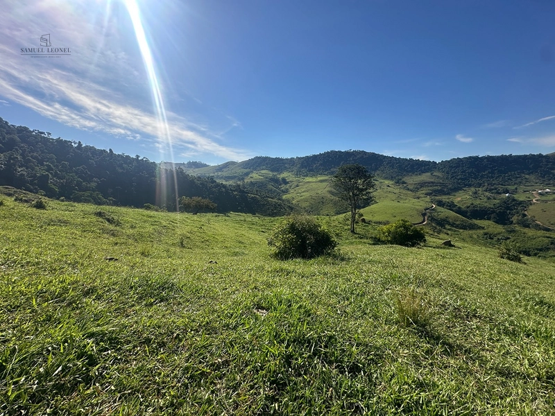 Fazenda de 64Ha. A venda na divisa de chácara e Juiz de Fora, acessível pela BR 267 , com apenas 3,5km estrada terra, por 2.190.000,00.: 26ª foto da galeria de imagens do imóvel