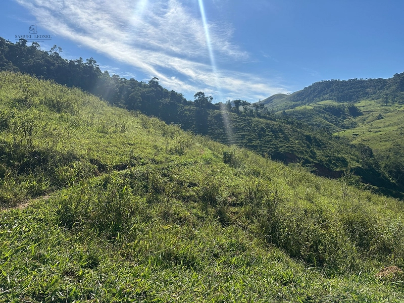 Fazenda de 64Ha. A venda na divisa de chácara e Juiz de Fora, acessível pela BR 267 , com apenas 3,5km estrada terra, por 2.190.000,00.: 14ª foto da galeria de imagens do imóvel