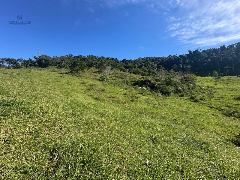 Fazenda de 64Ha. A venda na divisa de chácara e Juiz de Fora, acessível pela BR 267 , com apenas 3,5km estrada terra, por 2.190.000,00.: 32ª foto da galeria de imagens do imóvel