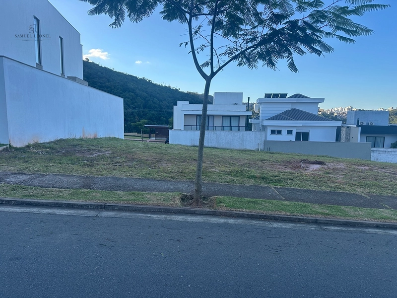 Lote de 314m2 no condomínio fechado estrela alta em Juiz de Fora Mg para venda por 348.000,0: 6ª foto da galeria de imagens do imóvel
