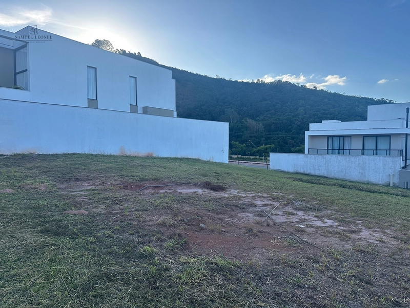 Lote de 314m2 no condomínio fechado estrela alta em Juiz de Fora Mg para venda por 348.000,0: 4ª foto da galeria de imagens do imóvel