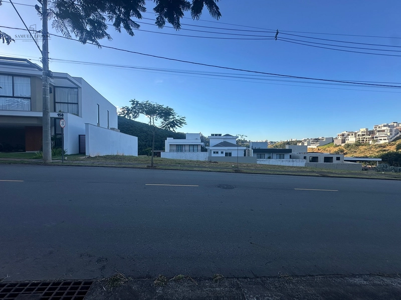 Lote de 314m2 no condomínio fechado estrela alta em Juiz de Fora Mg para venda por 348.000,0: 2ª foto da galeria de imagens do imóvel