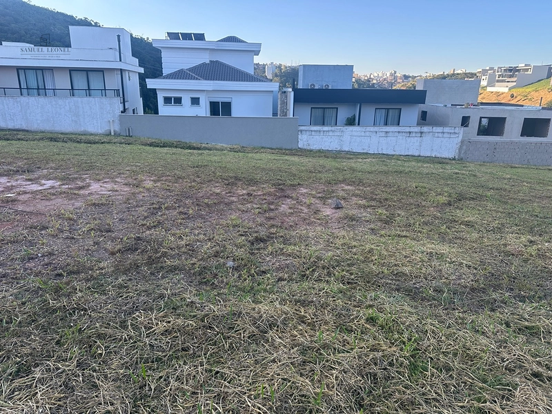 Lote de 314m2 no condomínio fechado estrela alta em Juiz de Fora Mg para venda por 348.000,0: 3ª foto da galeria de imagens do imóvel