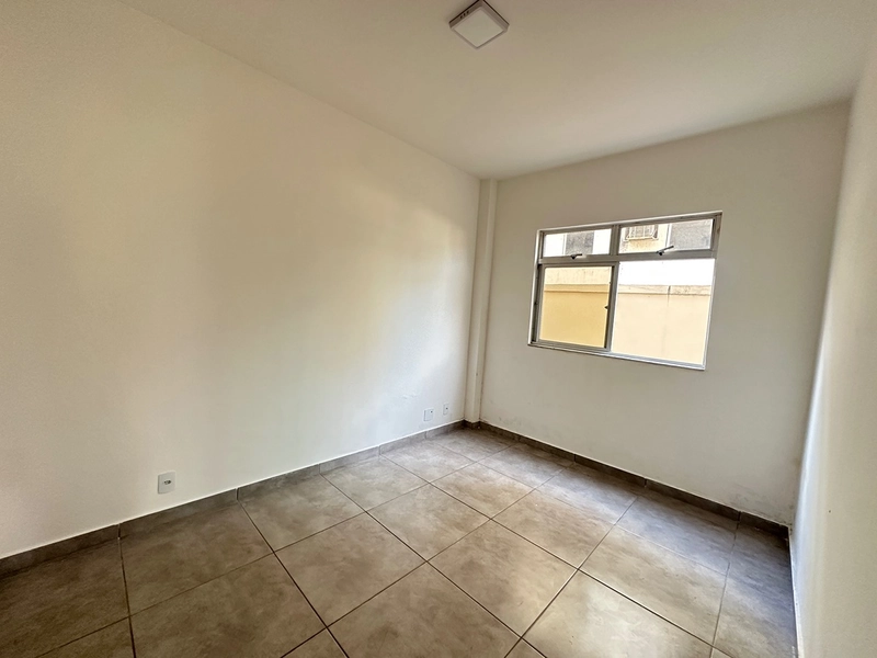Apartamento de três quartos sendo um suíte com vaga de garagem na padre café São Mateus Juiz de Fora a venda : 12ª foto da galeria de imagens do imóvel