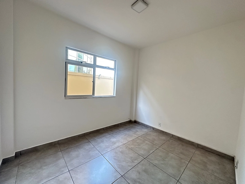 Apartamento de três quartos sendo um suíte com vaga de garagem na padre café São Mateus Juiz de Fora a venda : 8ª foto da galeria de imagens do imóvel