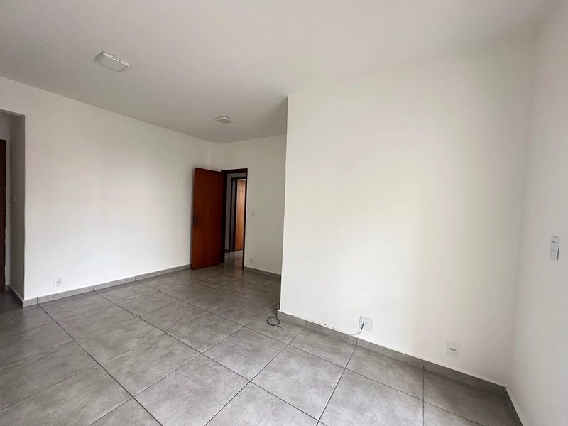 Apartamento de três quartos sendo um suíte com vaga de garagem na padre café São Mateus Juiz de Fora a venda : 3ª foto da galeria de imagens do imóvel