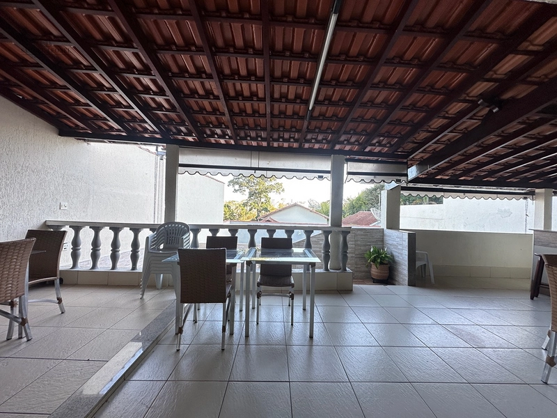 Casa em rua silenciosa com três quartos um suíte à venda no Paineiras Juiz de Fora MG : 20ª foto da galeria de imagens do imóvel