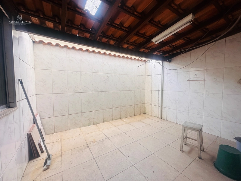 Apartamento com dois quartos um suíte com elevador e vaga de garagem à venda por 359.000,00: 10ª foto da galeria de imagens do imóvel