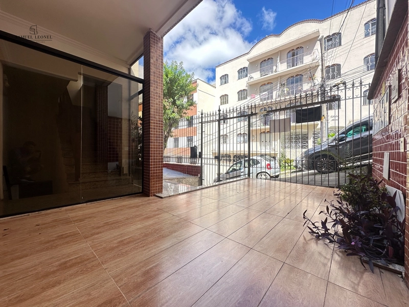 Apartamento Térreo, com 5 Quartos 2 vagas à Venda no centro da Cidade: 24ª foto da galeria de imagens do imóvel
