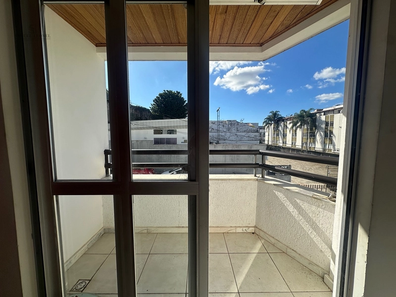 Apartamento de dois quartos com um banheiro e uma vaga à venda no Paineiras Juiz de Fora : 4ª foto da galeria de imagens do imóvel