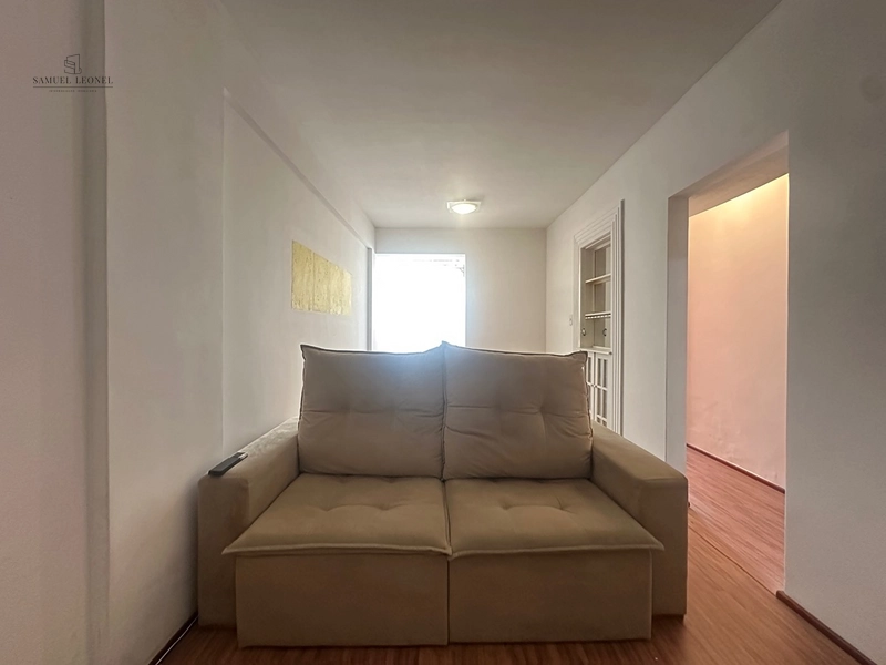 Apartamento de dois quartos com elevador no centro de Juiz de Fora a venda por 190.000,00: 8ª foto da galeria de imagens do imóvel