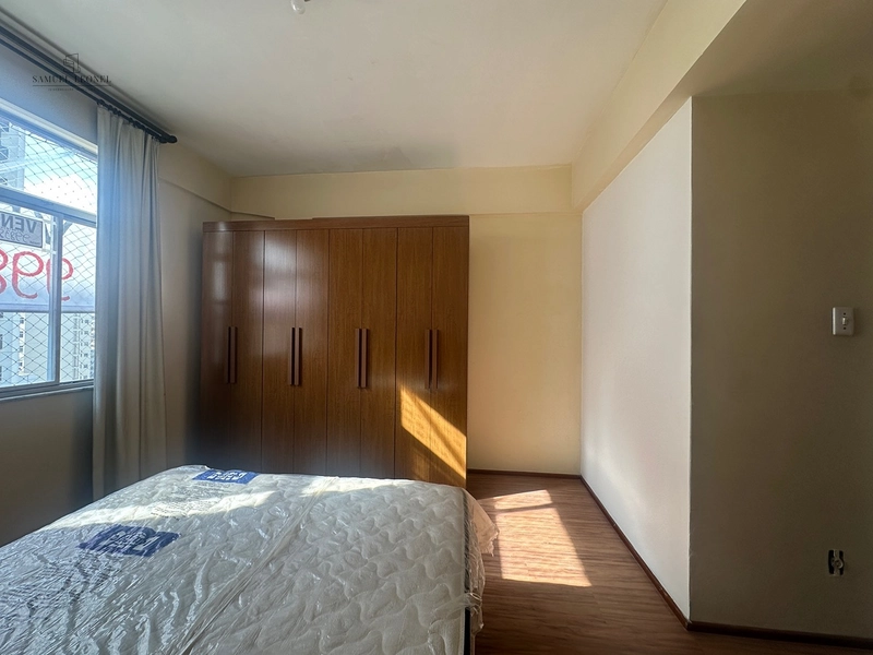 Apartamento de dois quartos com elevador no centro de Juiz de Fora a venda por 190.000,00: 3ª foto da galeria de imagens do imóvel