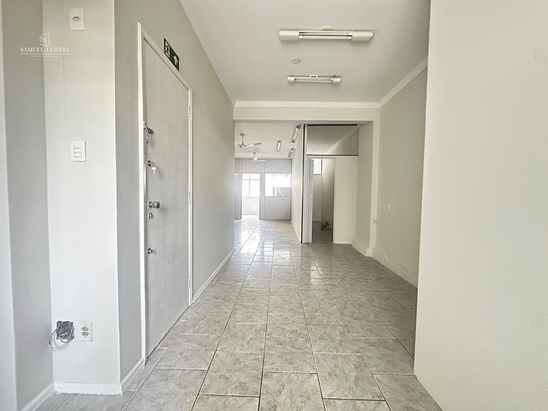 Sala com 80m2 no calçadão halfed centro de Juiz de Fora a venda por 200.000,00: 13ª foto da galeria de imagens do imóvel