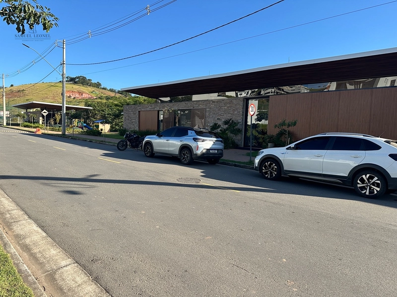 Lotes de esquina com leve declive ou aclive a depender de qual das três ruas faça o acesso da casa no condomínio fechado estrela alta para venda por 450.000,00: 23ª foto da galeria de imagens do imóvel