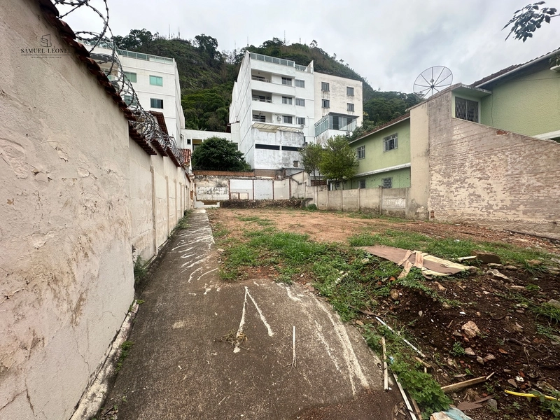 Terreno a venda no centro de Juiz de Fora: 2ª foto da galeria de imagens do imóvel