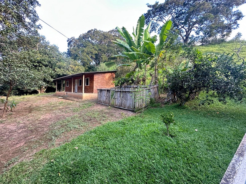 Sítio de 4 quartos com lagoa piscina churasqueira a venda em Juiz de Fora MG: 38ª foto da galeria de imagens do imóvel
