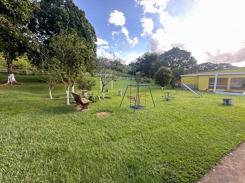 Sítio de 4 quartos com lagoa piscina churasqueira a venda em Juiz de Fora MG: 43ª foto da galeria de imagens do imóvel