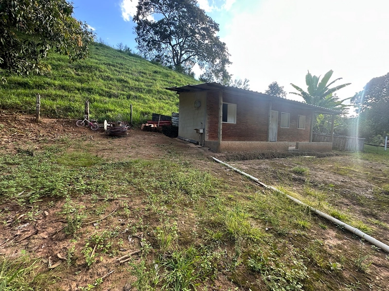 Sítio de 4 quartos com lagoa piscina churasqueira a venda em Juiz de Fora MG: 39ª foto da galeria de imagens do imóvel