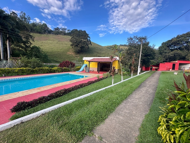 Sítio de 4 quartos com lagoa piscina churasqueira a venda em Juiz de Fora MG: 28ª foto da galeria de imagens do imóvel