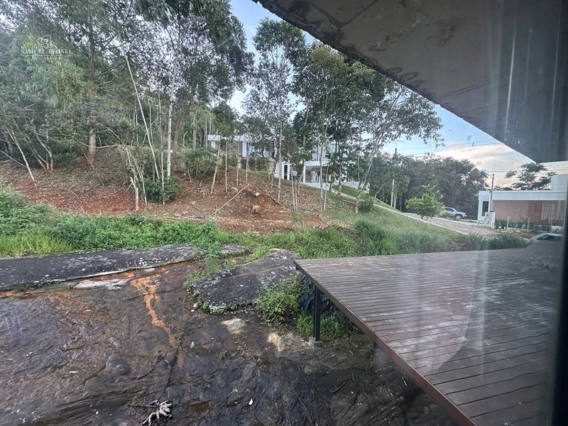 Casa em condomínio fechado com 4 quartos sendo 2 suítes pra venda por 1.300.000,00: 13ª foto da galeria de imagens do imóvel