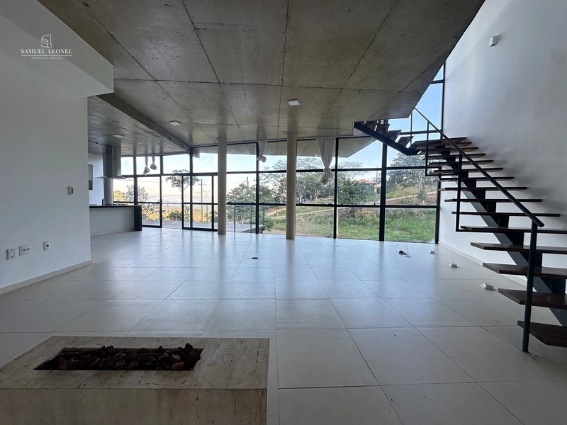 Casa em condomínio fechado com 4 quartos sendo 2 suítes pra venda por 1.300.000,00: 9ª foto da galeria de imagens do imóvel