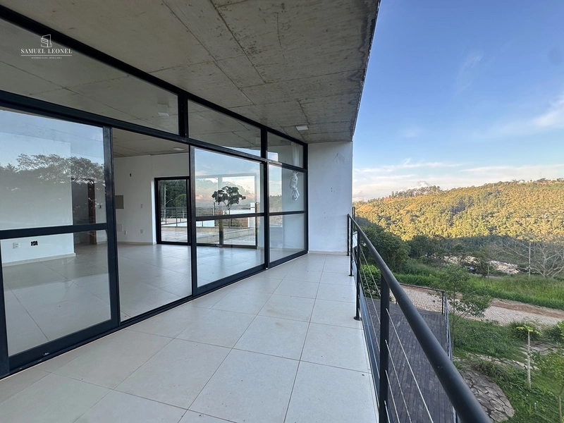 Casa em condomínio fechado com 4 quartos sendo 2 suítes pra venda por 1.300.000,00: 21ª foto da galeria de imagens do imóvel