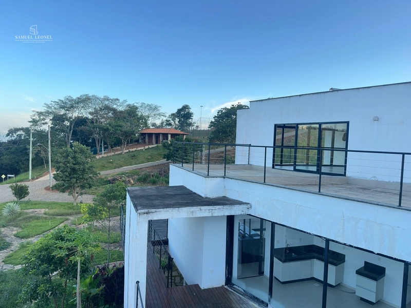 Casa em condomínio fechado com 4 quartos sendo 2 suítes pra venda por 1.300.000,00: 26ª foto da galeria de imagens do imóvel