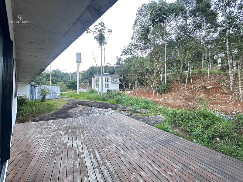 Casa em condomínio fechado com 4 quartos sendo 2 suítes pra venda por 1.300.000,00: 18ª foto da galeria de imagens do imóvel