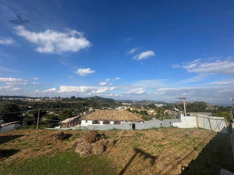 Lote plano com vista do aeroporto a venda no novo horizonte JF: 3ª foto da galeria de imagens do imóvel