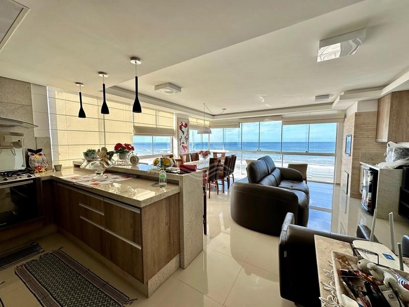 Apartamento 3 quartos c/suites frente mar venda Centro Capão da Canoa: 2ª foto da galeria de imagens do imóvel