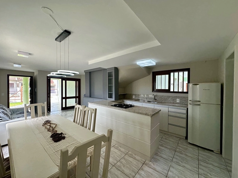Casa duplex 3 quartos frente mar venda Araçá Capão da Canoa: 7ª foto da galeria de imagens do imóvel