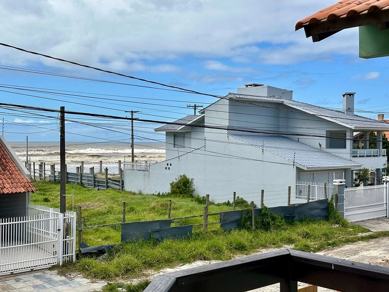 Casa duplex 3 quartos frente mar venda Araçá Capão da Canoa: 20ª foto da galeria de imagens do imóvel