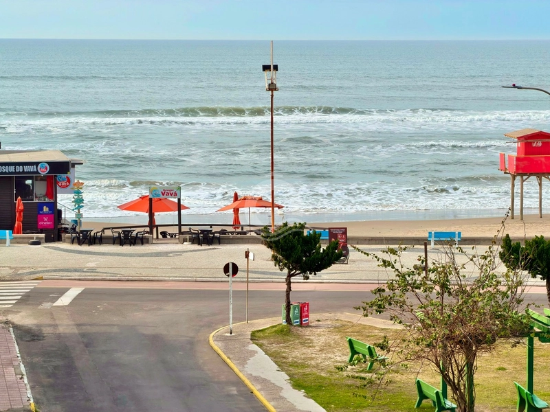 Apartamento 2 quartos frente mar venda Zona Nova Capão da Canoa: 3ª foto da galeria de imagens do imóvel