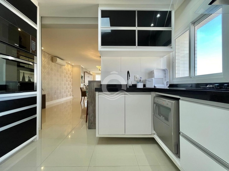 Amplo apartamento frente avenida e com vista eterna para o mar: 14ª foto da galeria de imagens do imóvel