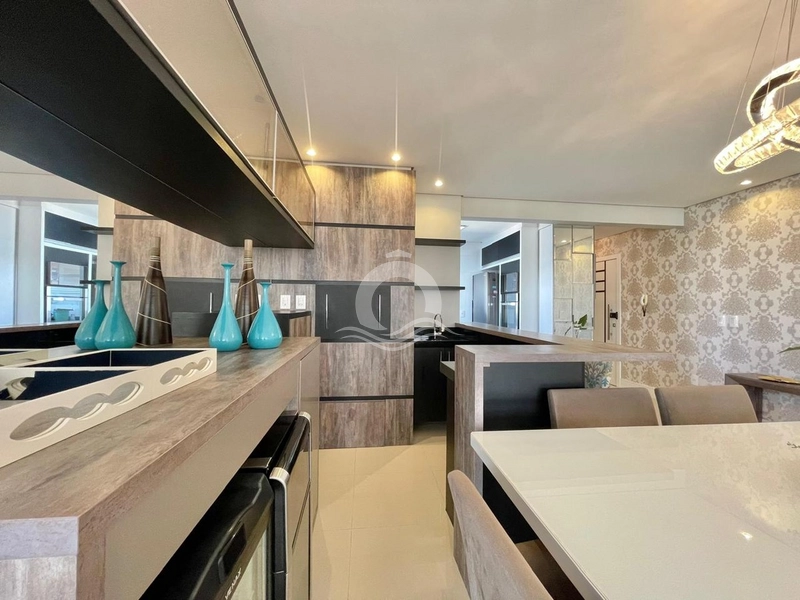 Amplo apartamento frente avenida e com vista eterna para o mar: 12ª foto da galeria de imagens do imóvel
