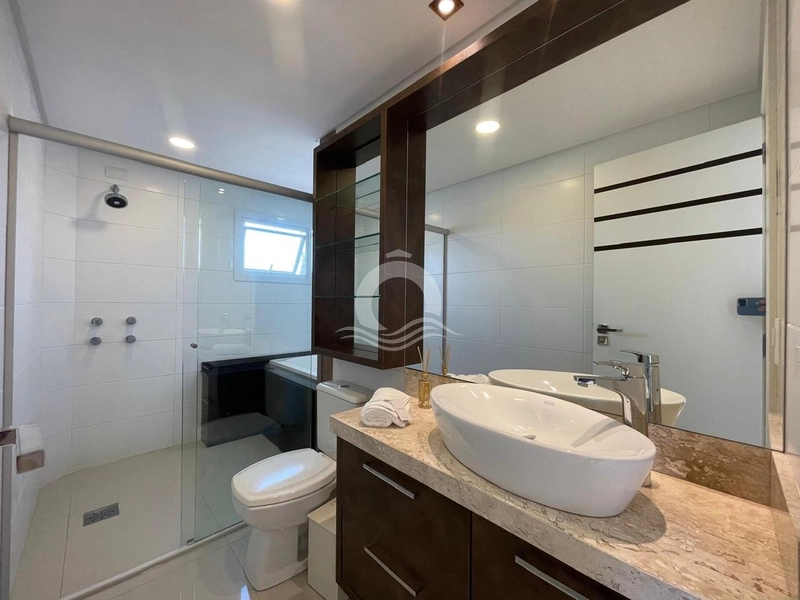 Amplo apartamento frente avenida e com vista eterna para o mar: 20ª foto da galeria de imagens do imóvel