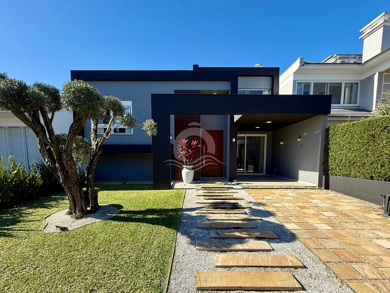 Casa em condomínio fechado, 3 suítes, decorada Condado de Capão: 2ª foto da galeria de imagens do imóvel