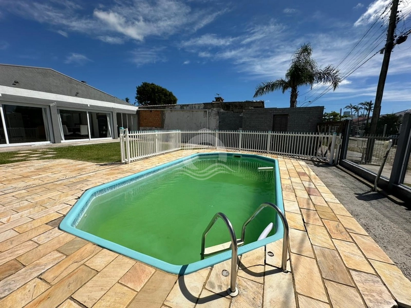 Casa 4 quartos piscina mobiliada venda Centro Xangri-Lá: 4ª foto da galeria de imagens do imóvel