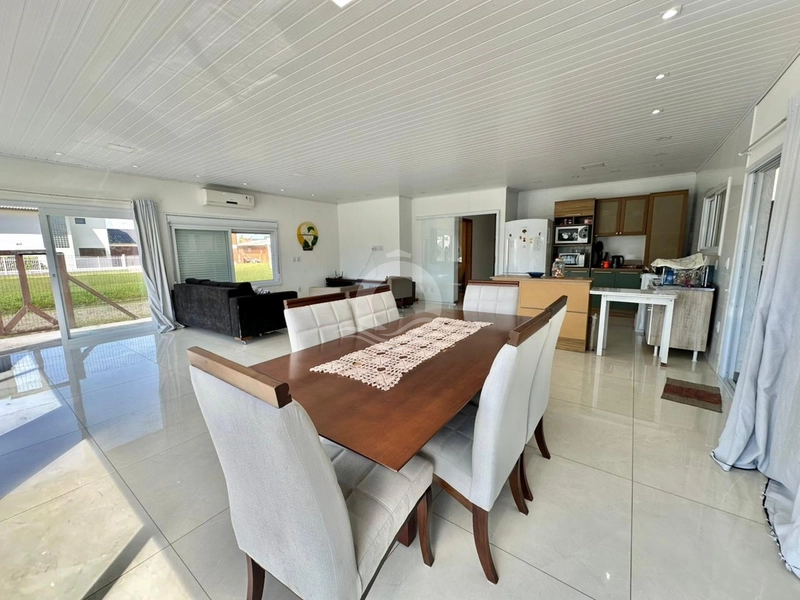 Casa 4 quartos piscina mobiliada venda Centro Xangri-Lá: 14ª foto da galeria de imagens do imóvel