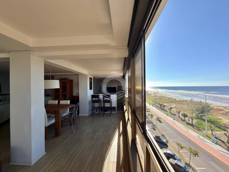 Sacada com vista definitiva para o mar, beira mar de Capão da Canoa: 14ª foto da galeria de imagens do imóvel