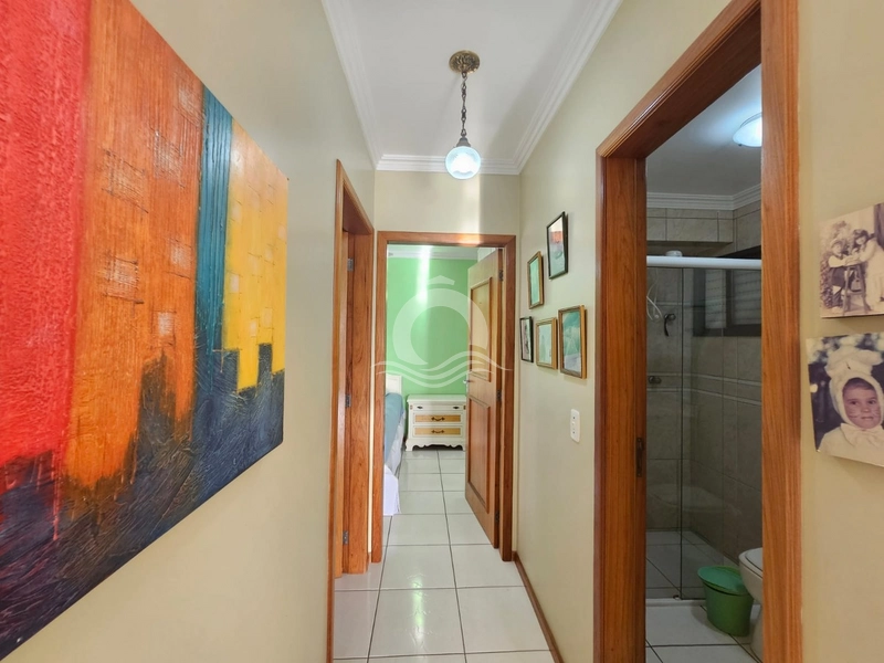 AMPLA SACADA DE FRENTE E UMA QUADRA DA BEIRA MAR: 27ª foto da galeria de imagens do imóvel