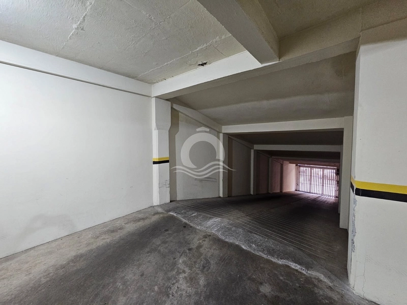 AMPLA SACADA DE FRENTE E UMA QUADRA DA BEIRA MAR: 39ª foto da galeria de imagens do imóvel