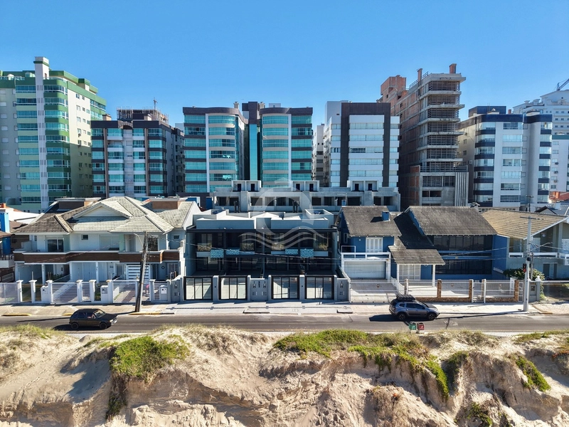 Sobrado com vista mar, entrada e prazo em 70x direto, Capão da Canoa: 27ª foto da galeria de imagens do imóvel