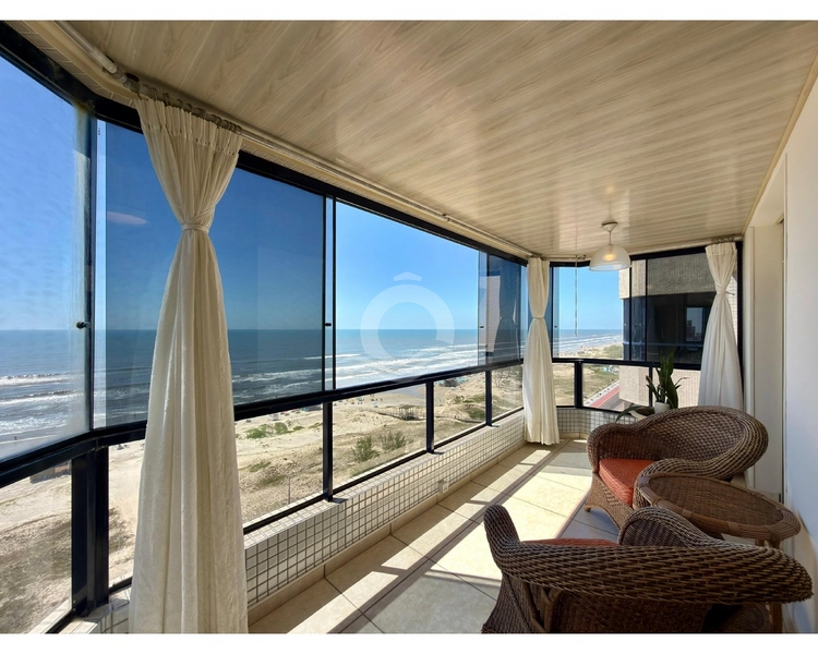 Apartamento 4 quartos frente mar venda Centro Capão da Canoa: 3ª foto da galeria de imagens do imóvel