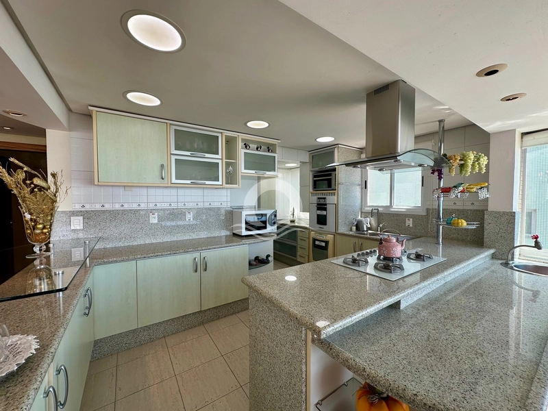Apartamento 4 quartos frente mar venda Centro Capão da Canoa: 24ª foto da galeria de imagens do imóvel