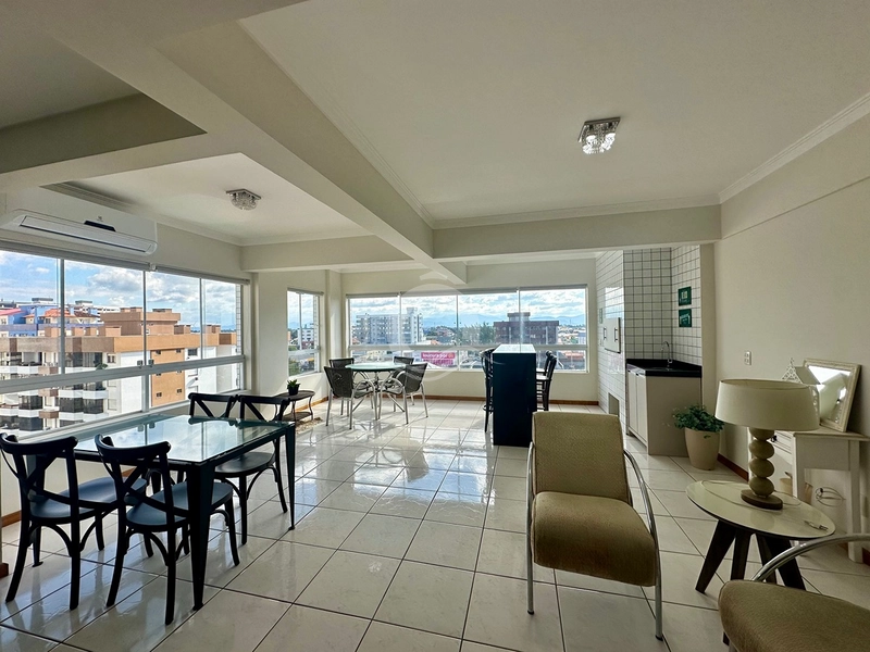 Apartamento 2 quartos semimobiliado venda Centro Capão da Canoa: 1ª foto da galeria de imagens do imóvel