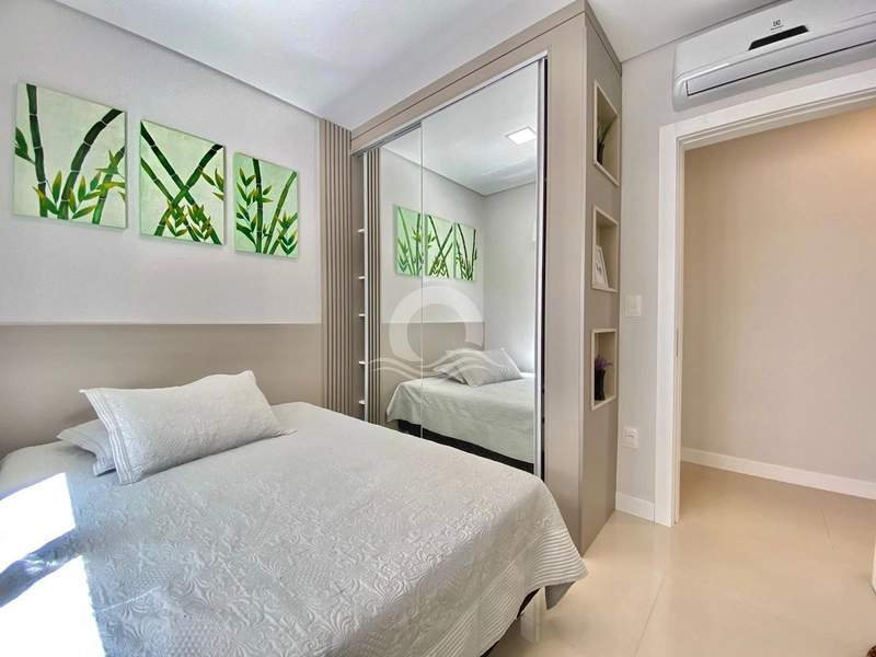 Apartamento 2 dormitórios - Frente praça Tiaraju - Bairro Navegantes: 10ª foto da galeria de imagens do imóvel