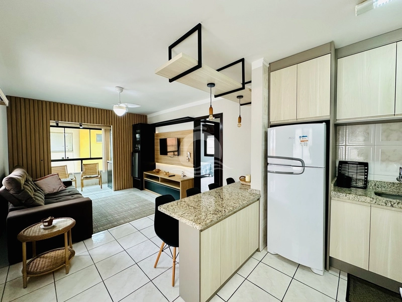 Apartamento 2 quartos mobiliado duas quadras mar Capão da Canoa: 1ª foto da galeria de imagens do imóvel